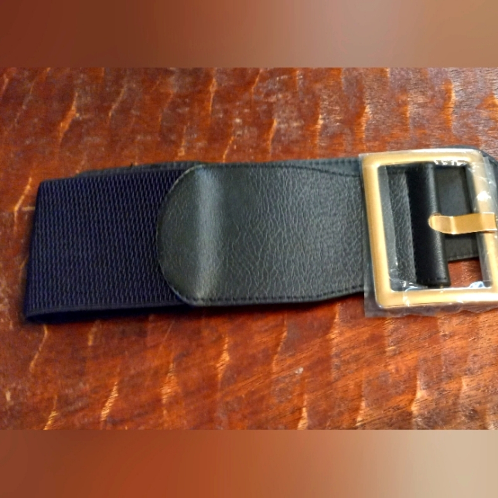 Evolutionary stretch belt